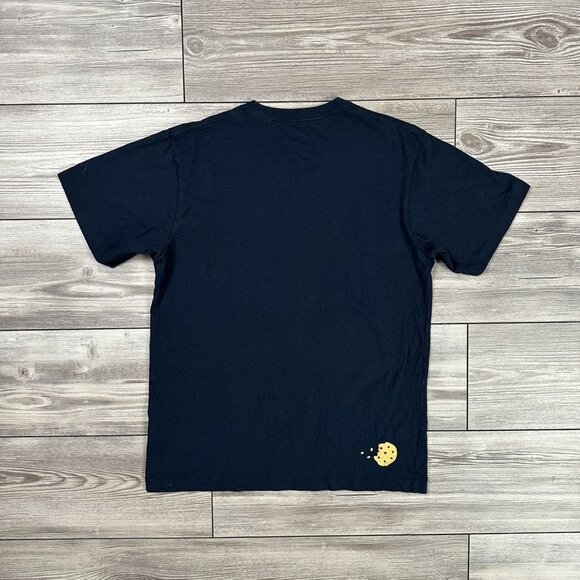 Uniqlo x Kaws x Sesame Street Cookie Monster T Shirt - Picture 2 of 6
